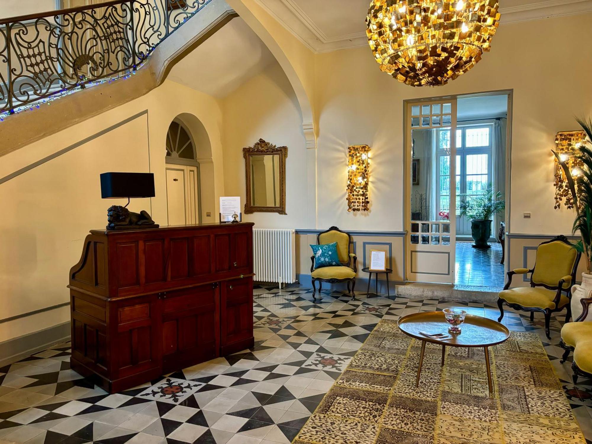 Chateau De Roquelune Pezenas Bagian luar foto