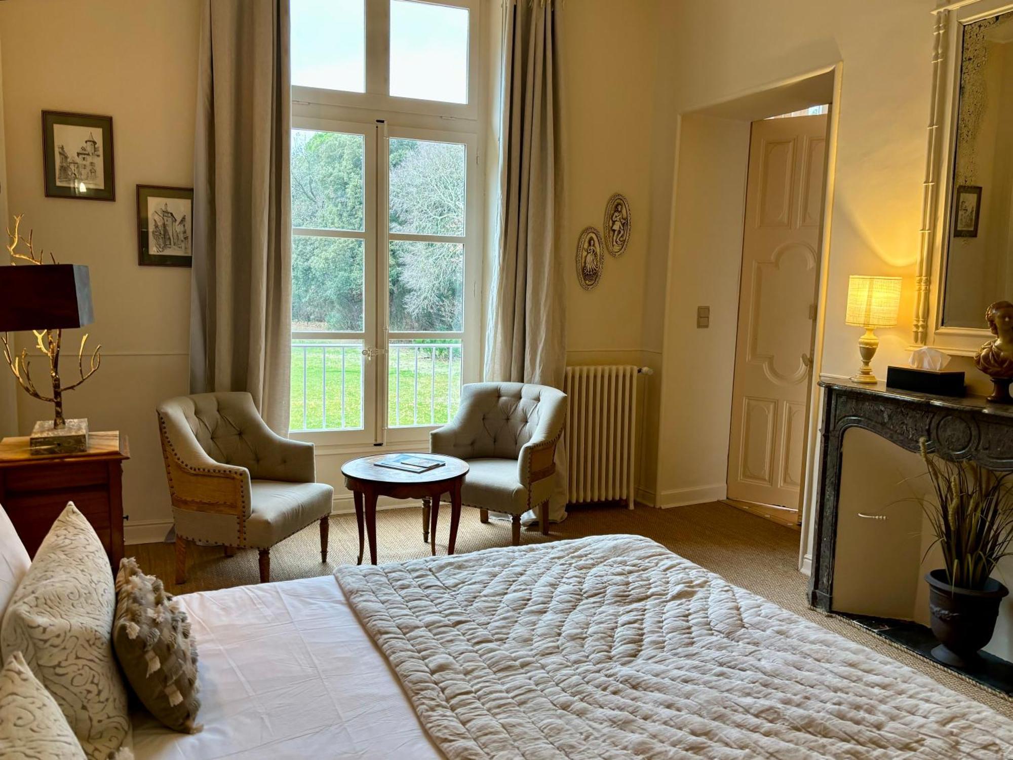 Chateau De Roquelune Pezenas Bagian luar foto