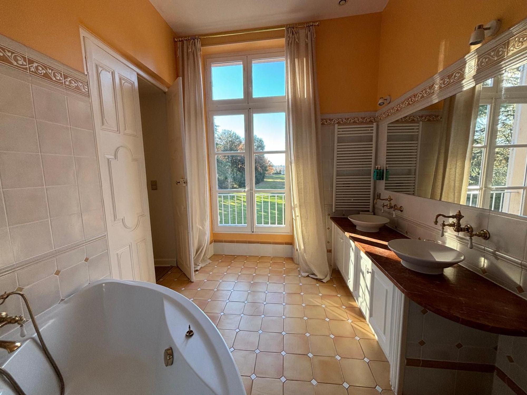 Chateau De Roquelune Pezenas Bagian luar foto